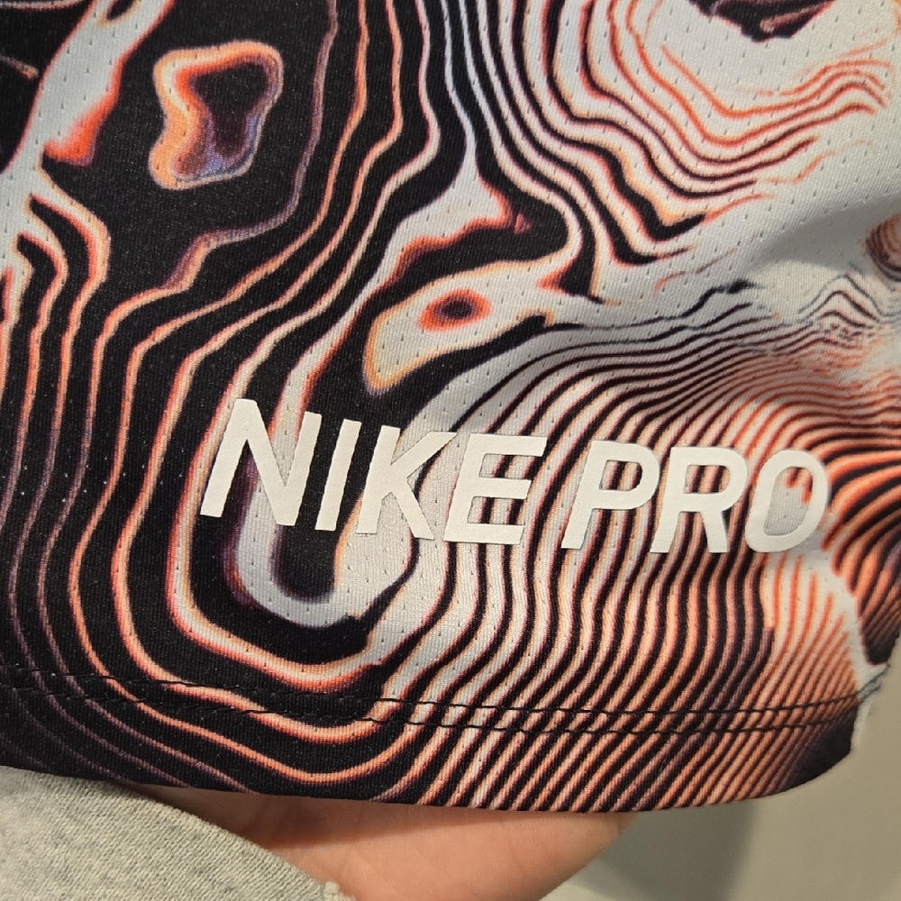 Nike Pro Women's Racerback Training Tank Swirl Pattern - Picture 2 of 4